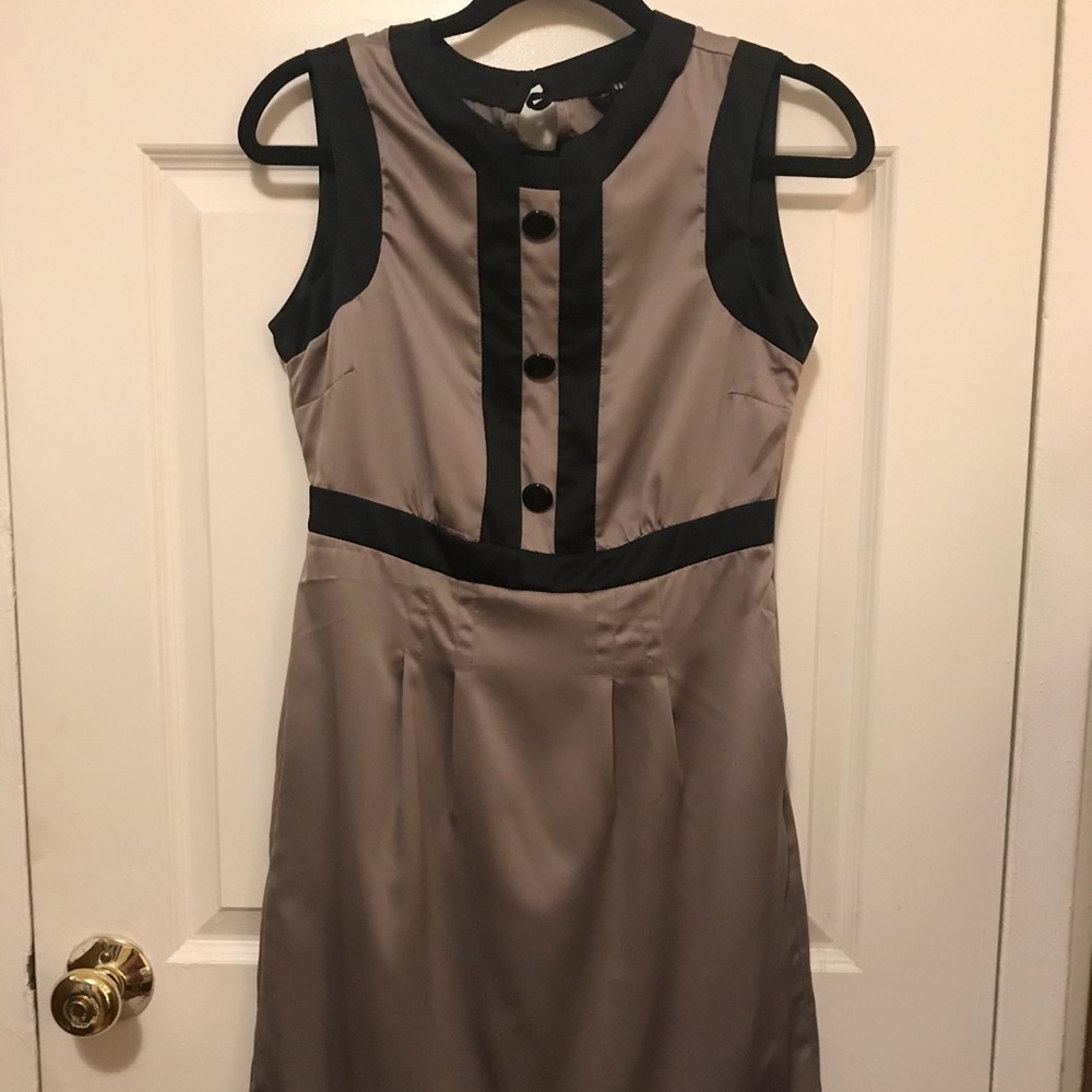 H&M elegant purple and black sheath dress size 6